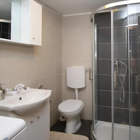 3 Bedroom In * Prhati