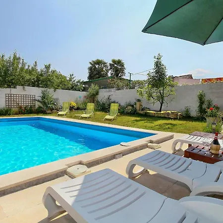 3 Bedroom In * Prhati
